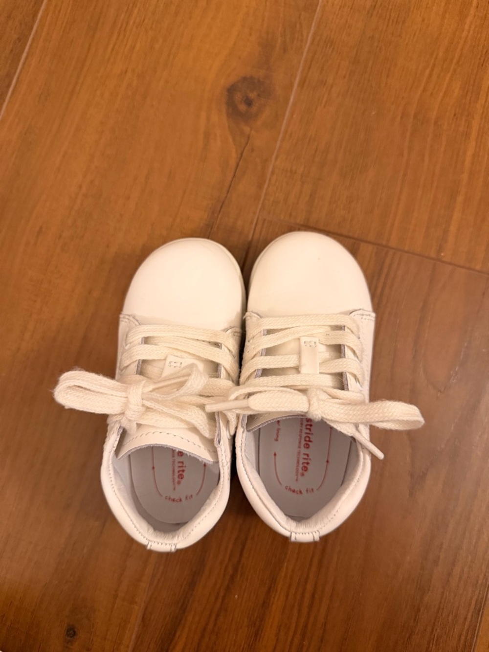 Stride Rite Elliot Sneakers - Picture 3 of 5